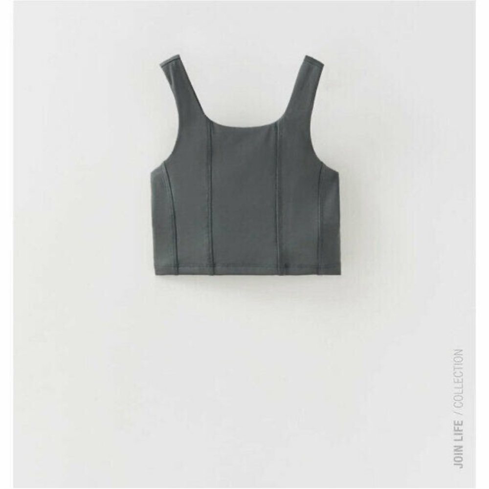 Zara athletic overlock top